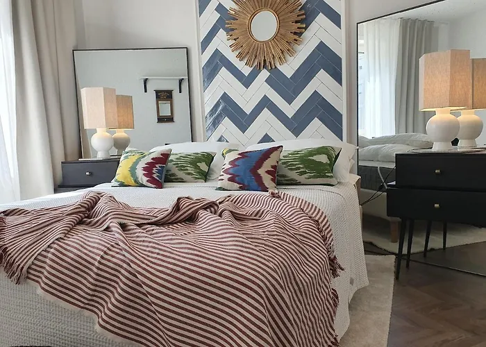 The Mirror Guesthouse - Terme Merano
